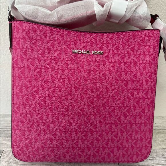 Michael Kors Jet Set Signature Logo Messenger Bag NWT - Picture 4 of 13